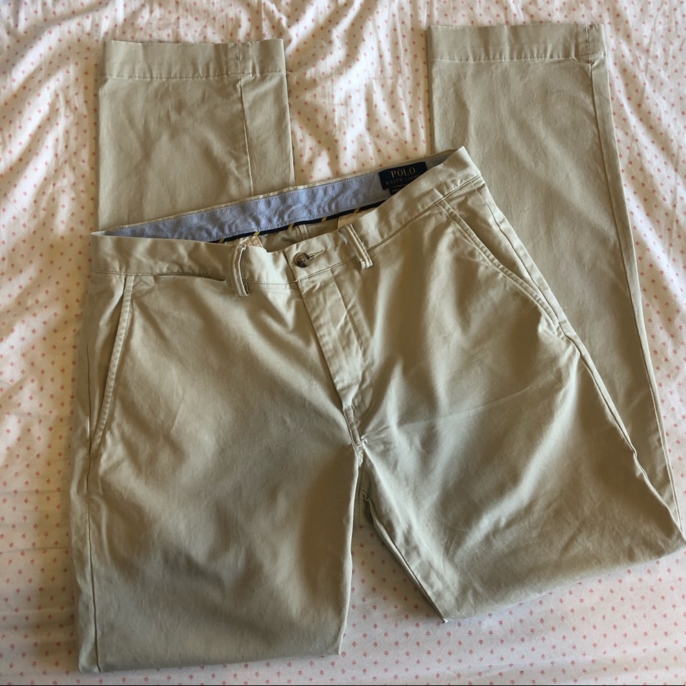 LIKE NEW Men’s Polo Khakis